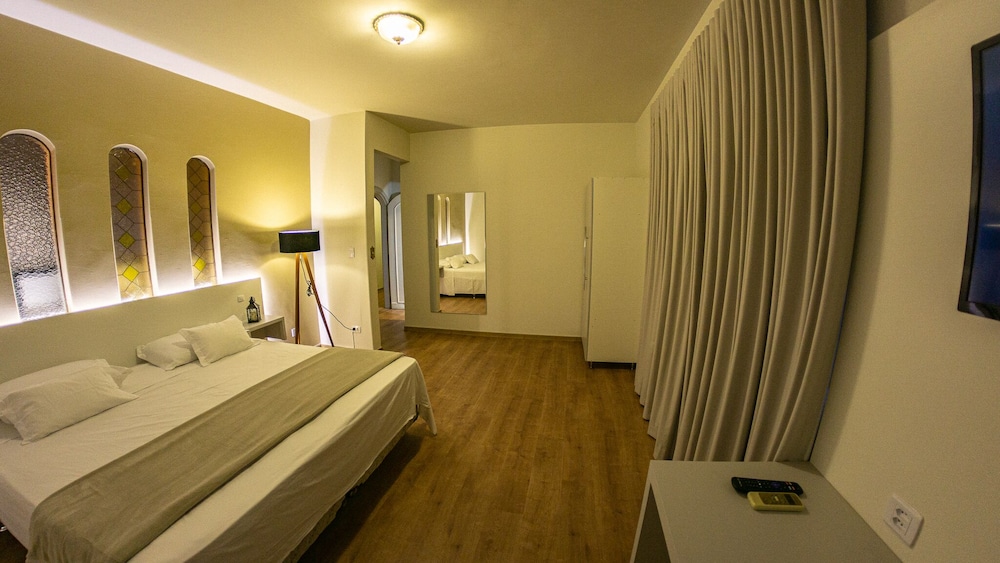 Comfort Room photo 2