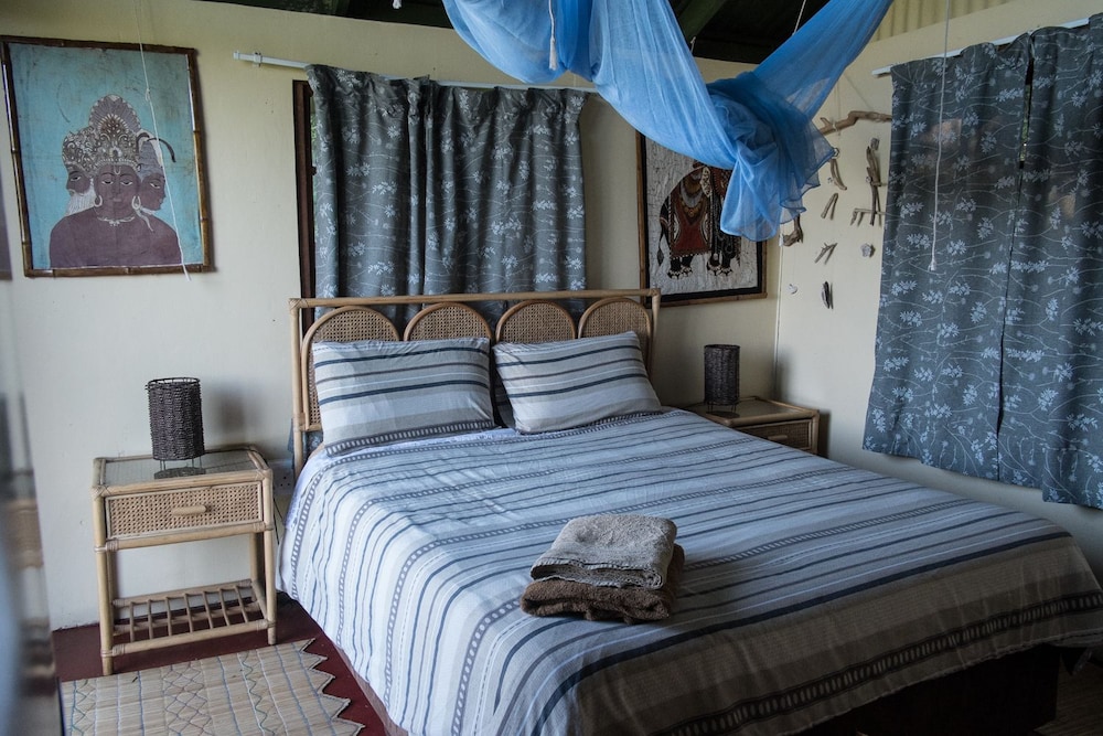Basic Cottage, 1 Double Bed, Partial Ocean View, Sea Facing photo 1