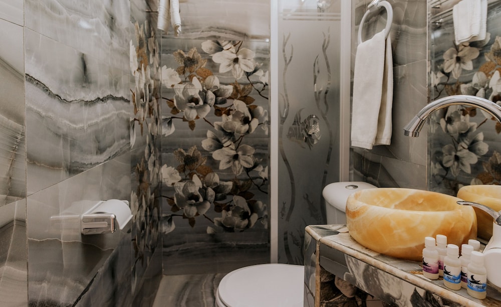 City Double Room (Double room) - Photo 13