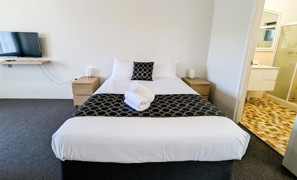 Deluxe Room, Kitchenette photo 2