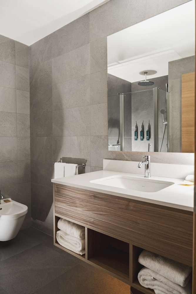 Junior Suite, 1 King Bed, Terrace - Photo 17