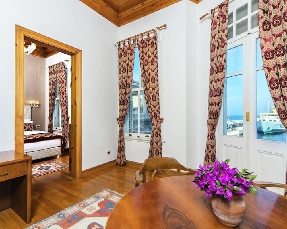 Suite photo 1