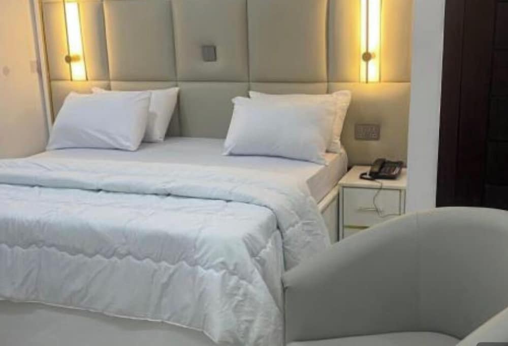 Deluxe Room, City View photo 1