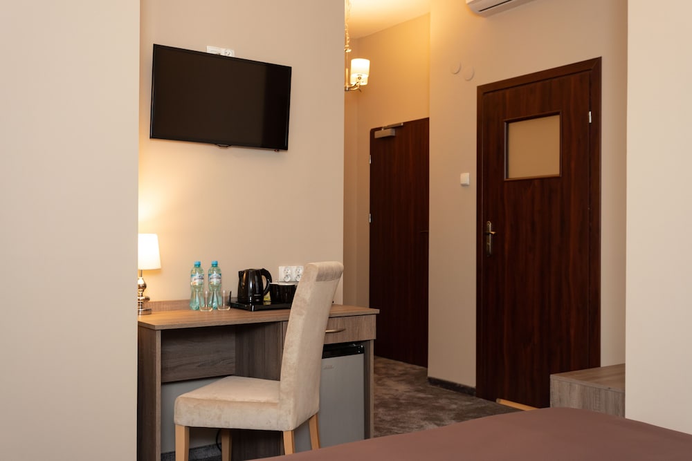 Standard Double Room - Photo 2