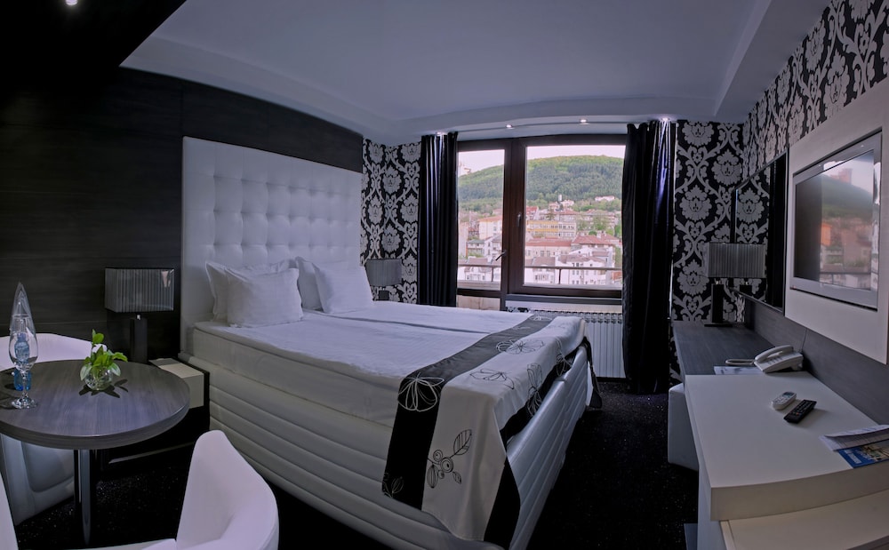 Executive Double Room - Photo 3