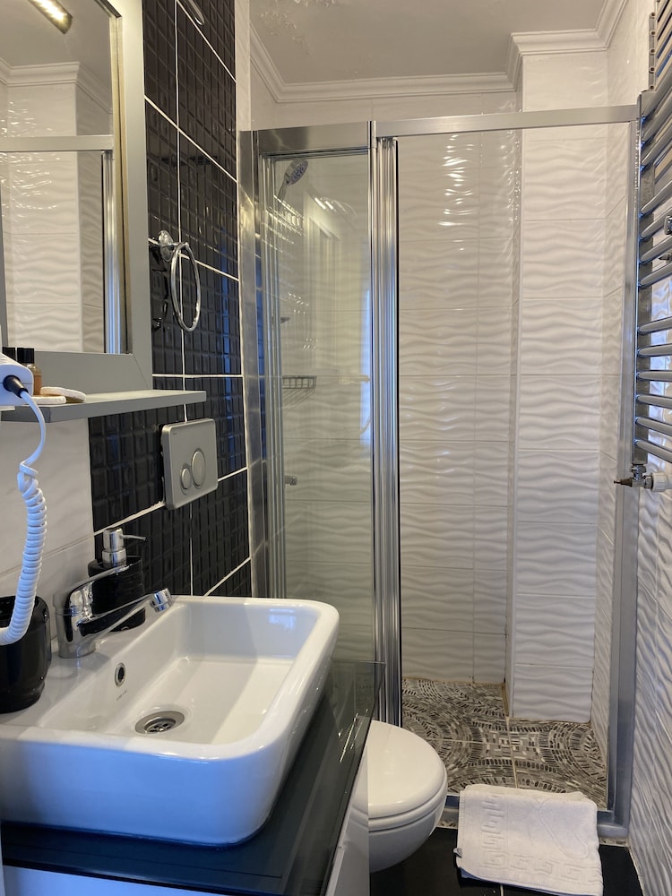 Twin Room, 1 Bedroom photo 3