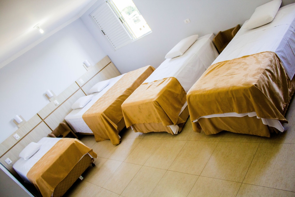 Quintuple Room - Photo 7