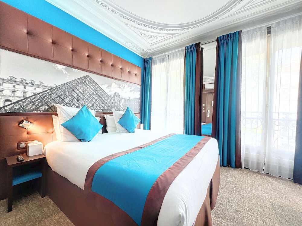 Comfort Room, Multiple Beds, Non Smoking (Twin bed on request) thumbnail 5
