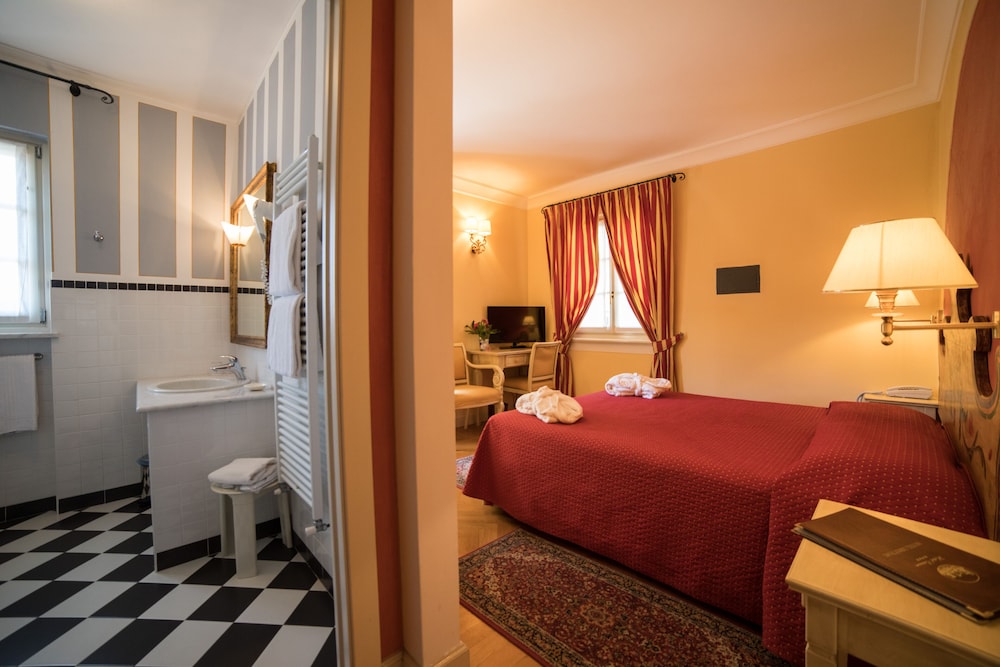 Queen Room - Photo 3