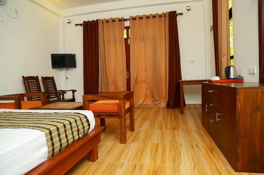 Deluxe Triple Room photo 2