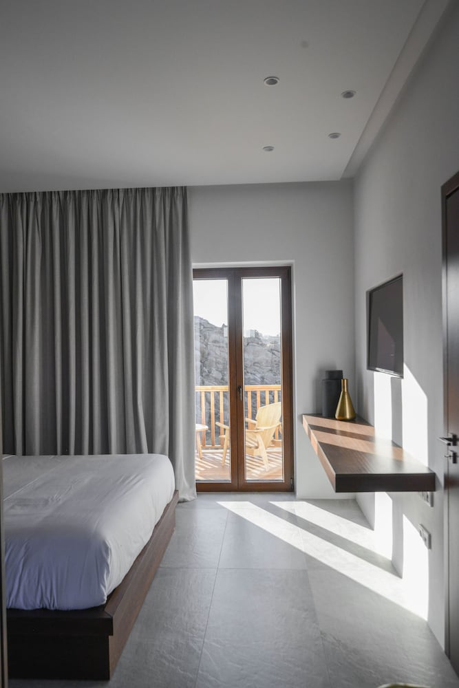 Superior Double Room with Balcony and Sea View
