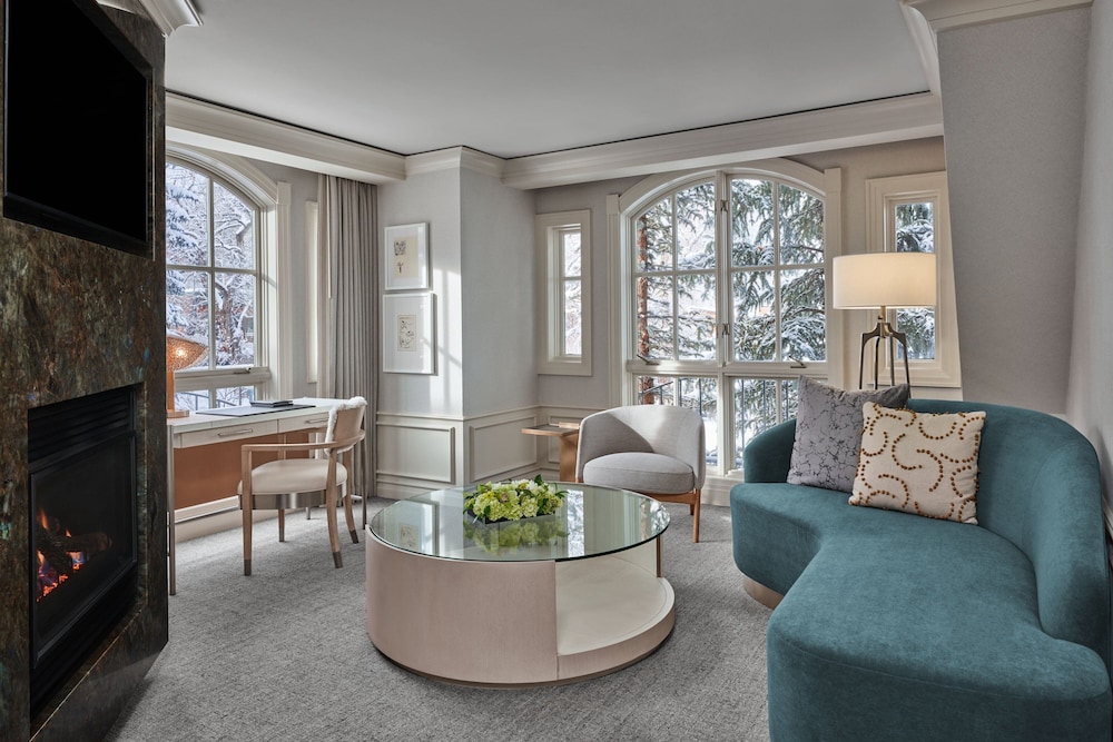 Suite, 1 Bedroom, Fireplace