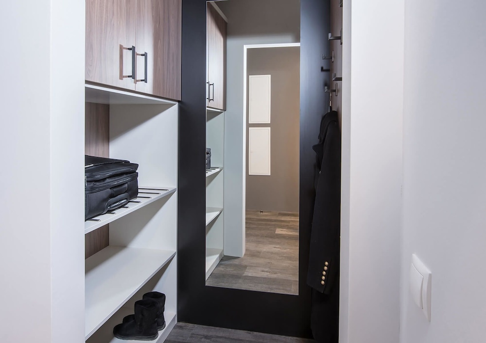 Basic Apartment