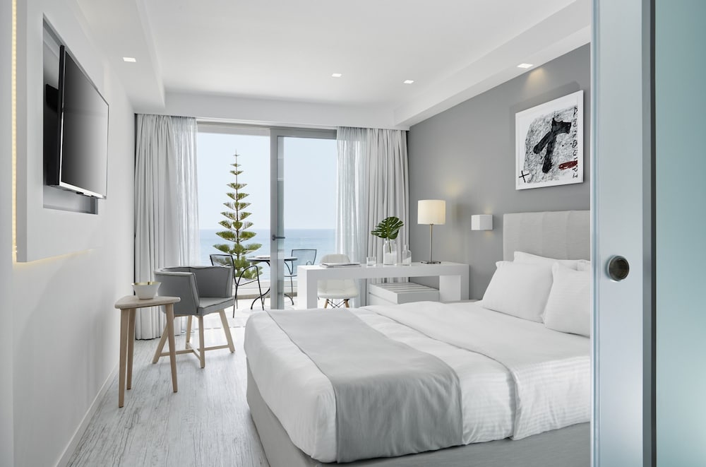 Superior Suite, Sea View (Junior)