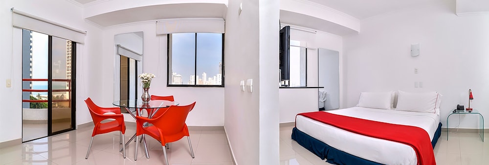 Junior Suite, Partial Ocean View - Photo 1
