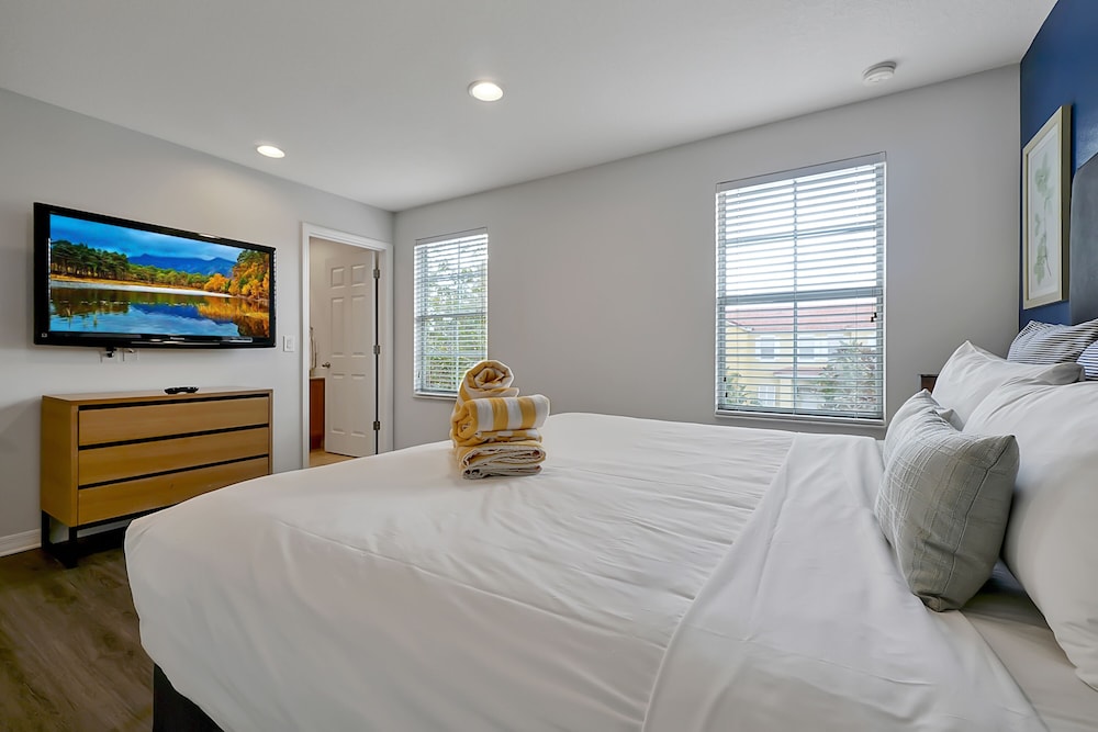 Standard Townhome, 2 Bedrooms, Hot Tub - Photo 4