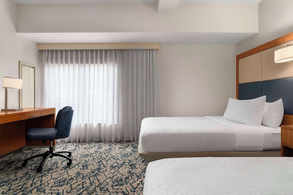 Suite, 2 Bedrooms, Accessible, Bathtub