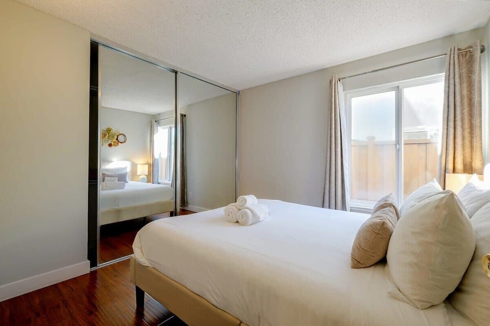 House (4 Bedrooms) photo 1