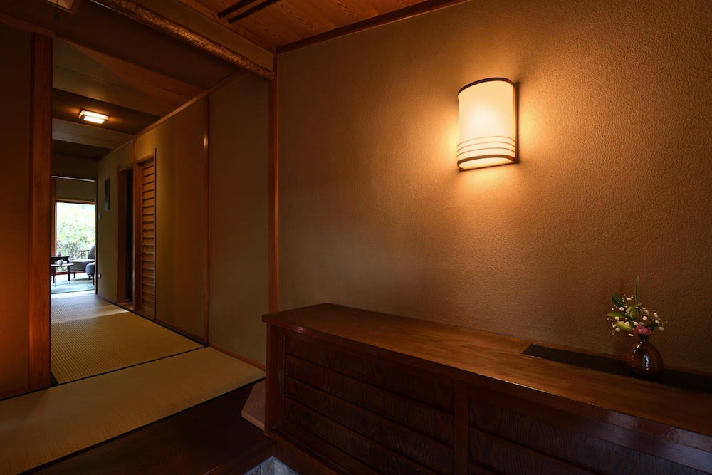 King-size Bed Double Room with Outside Onsen (No smoking) photo 3