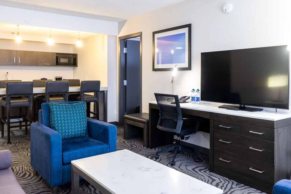 Deluxe Suite, 1 King Bed