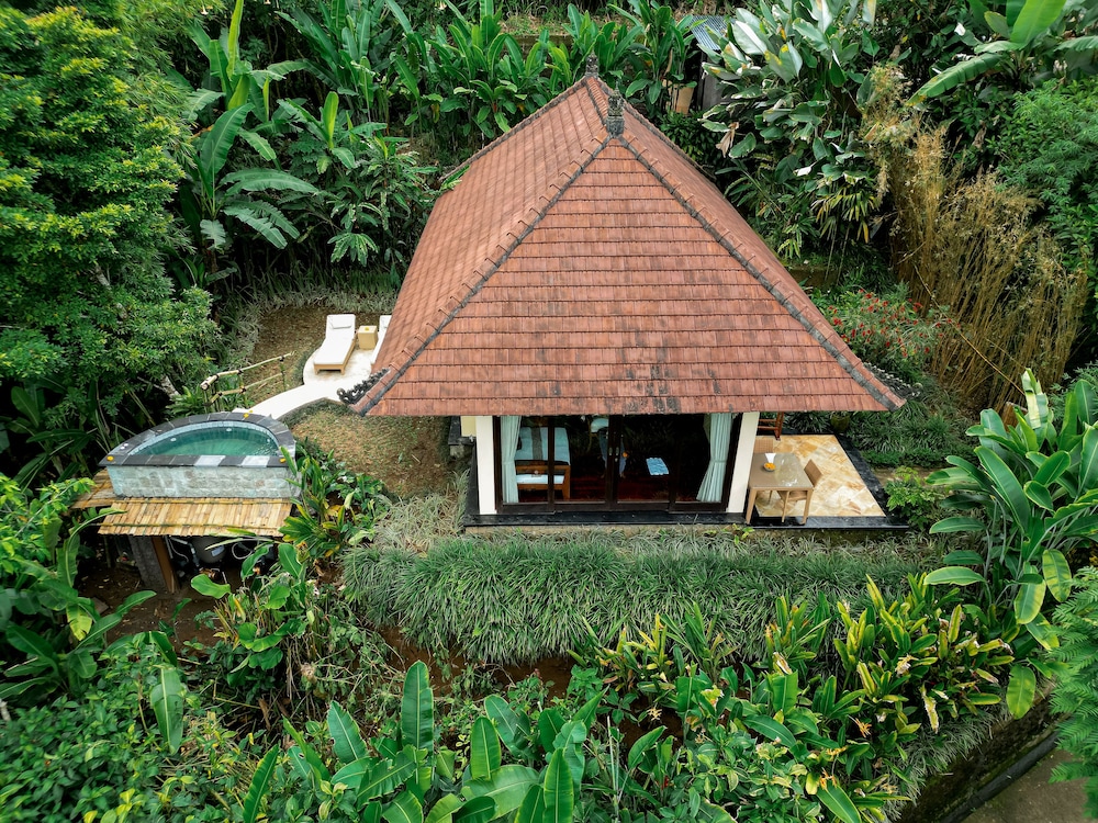 Villa, 1 Bedroom, Hot Tub (with 1x 30 Minutes Massage) - Photo 2