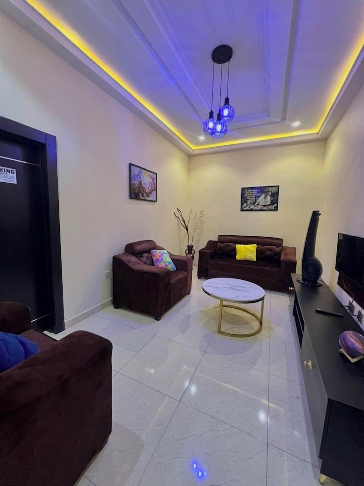 Executive Suite, City View