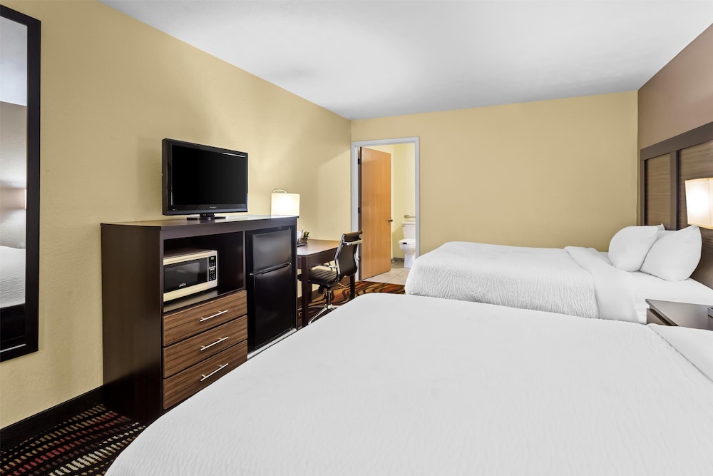 Room, 2 Double Beds, Non Smoking - Photo 2