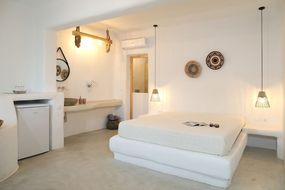 Junior Suite, Jetted Tub, Garden View