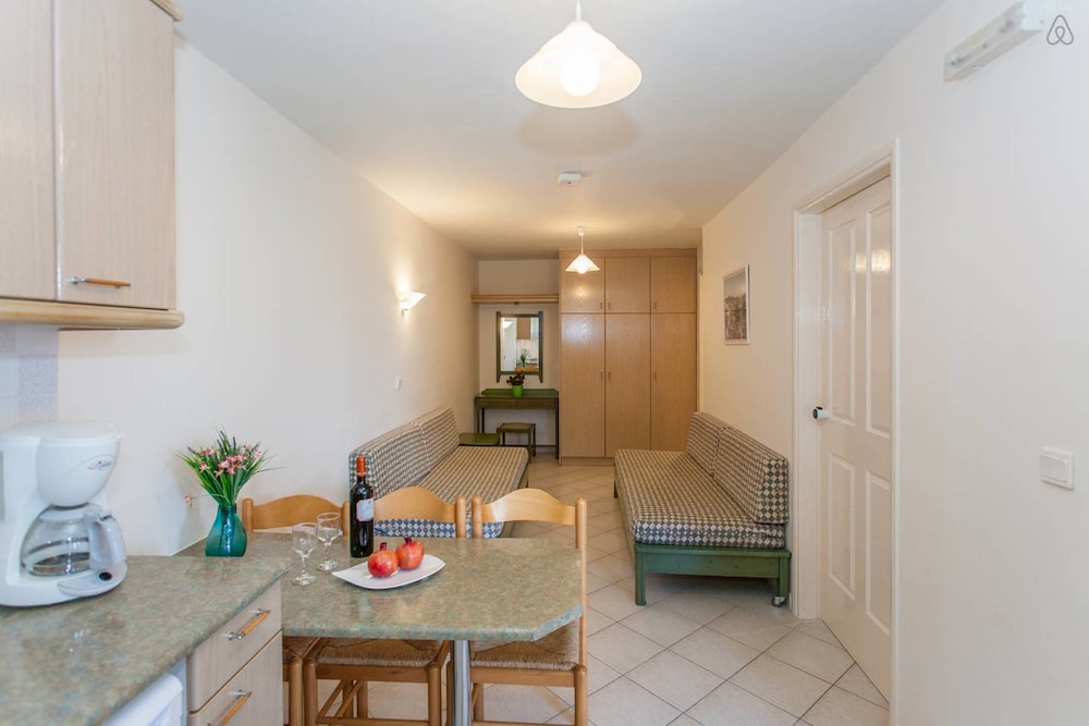 Apartment, Ground Floor (No. 6) photo 3
