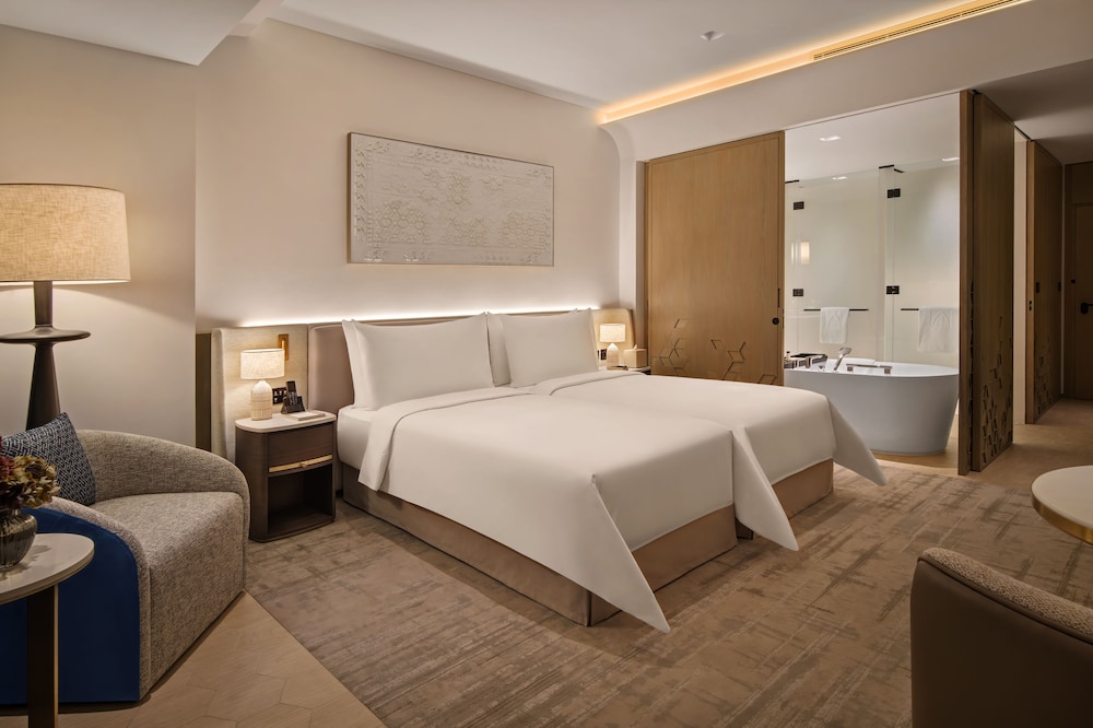 Deluxe Twin Room, 2 Twin Beds (Canal View) - Complimentary Lagoon Access photo 3
