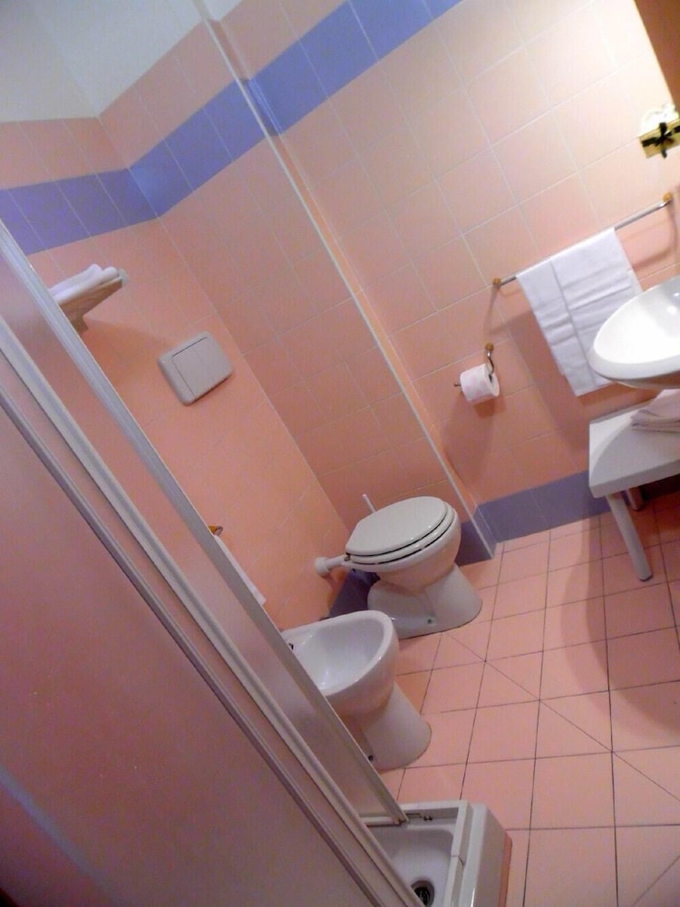 Quadruple Room photo 3