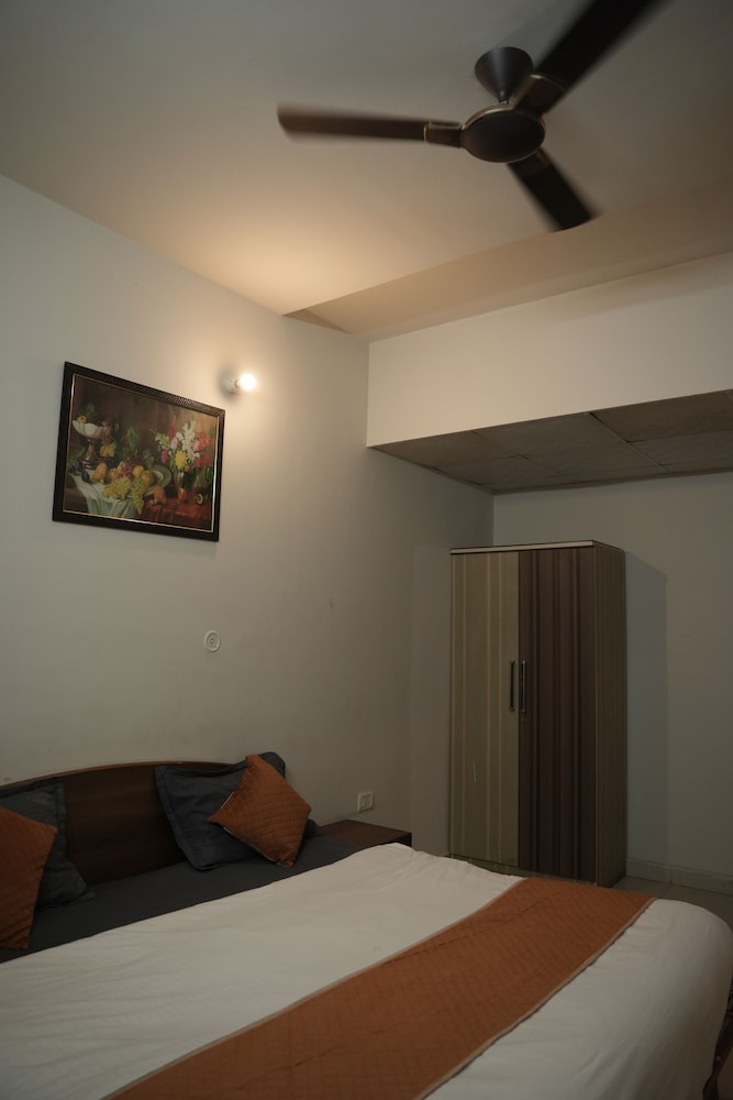 Deluxe Double Room, City View