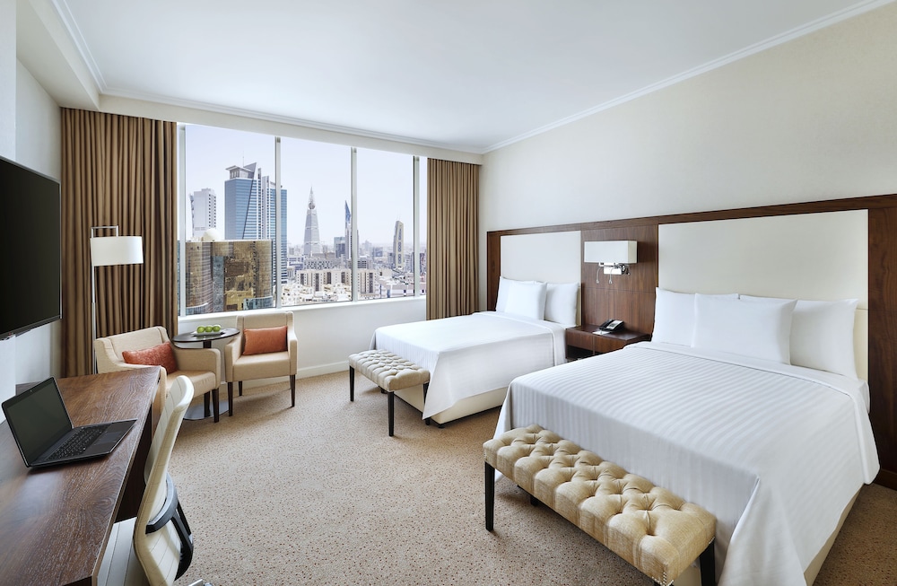 Deluxe Room, 2 Twin Beds - Photo 4