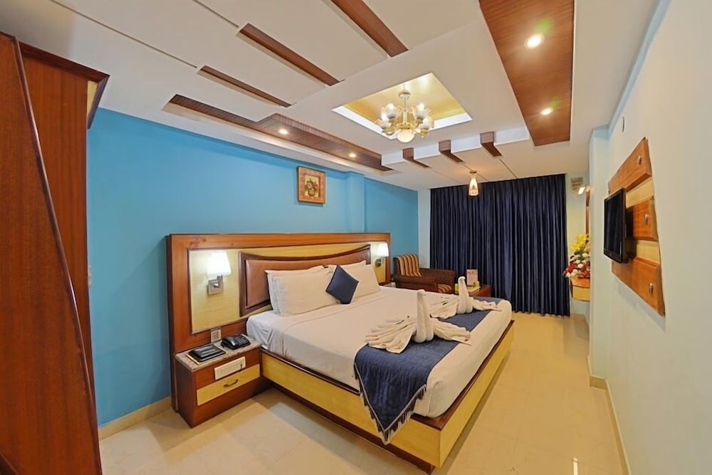 Royal Deluxe Room - Photo 2