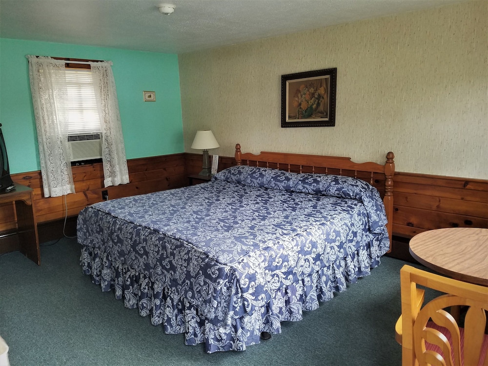 Standard Room, 1 King Bed photo 1