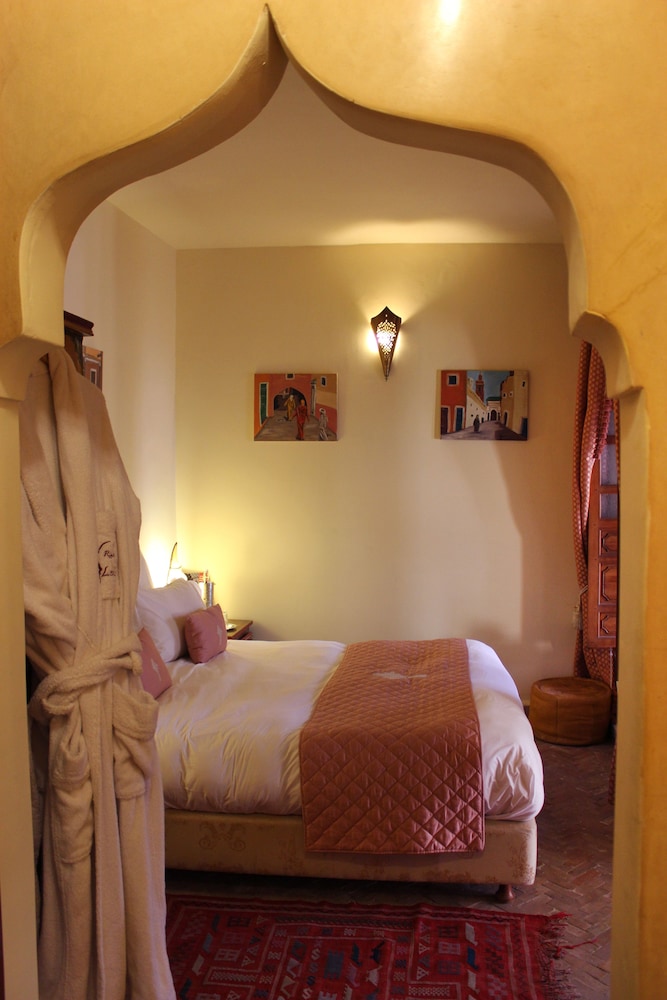 Standard Room, 1 Bedroom - Photo 2