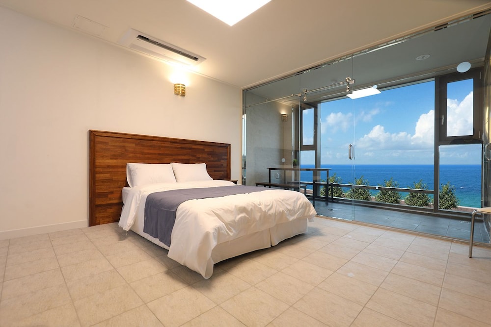 Villa, Private Pool, Ocean View (A #101) photo 2