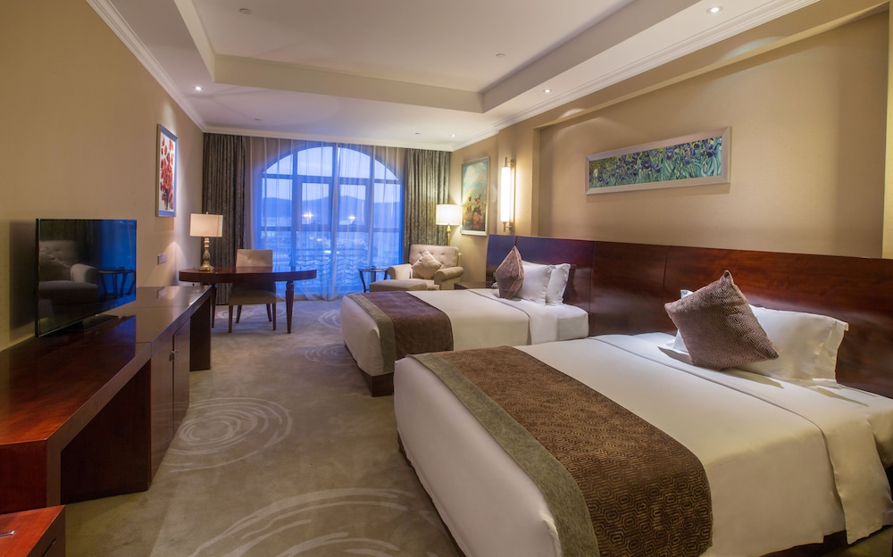 Superior Twin Room photo 2