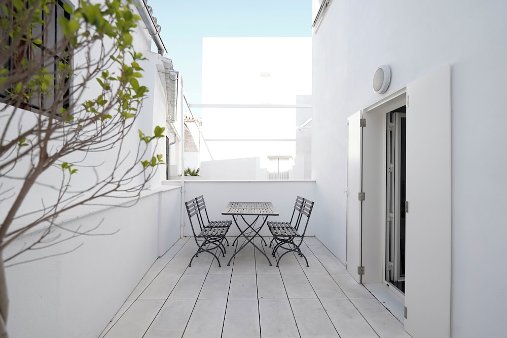 L3 Bedroom Apartment, Terrace, Bunk Bed