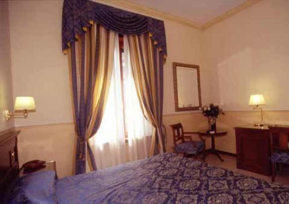 Deluxe Double Room, photo 7