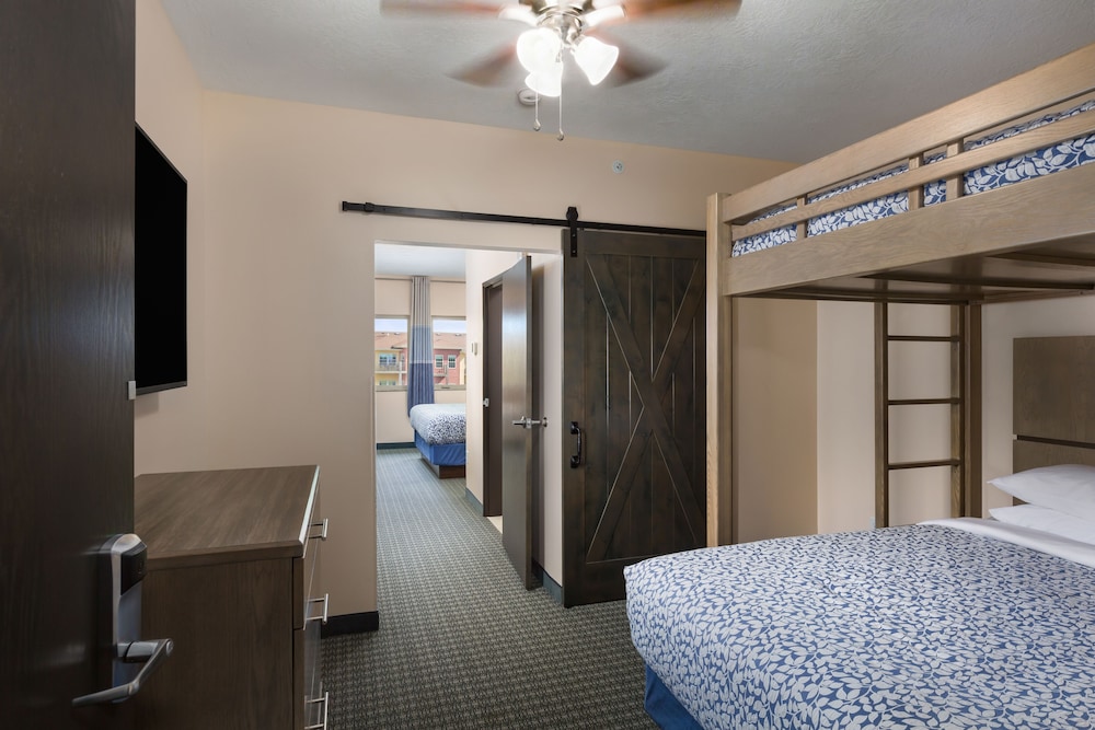 Room, 2 Bedrooms photo 1