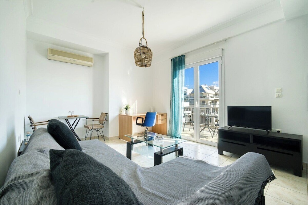Apartment, Smoking