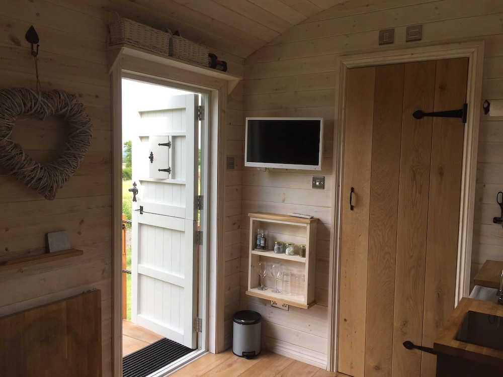 Luxury Room, Ensuite (The Shepherds Hut) photo 2