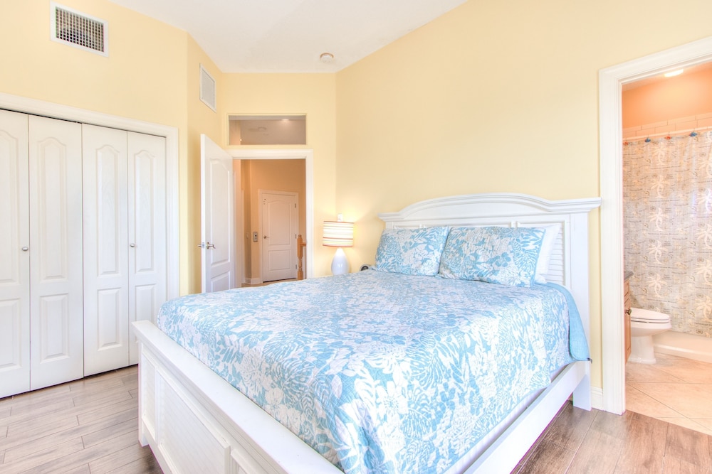 Townhome, 4 Bedrooms