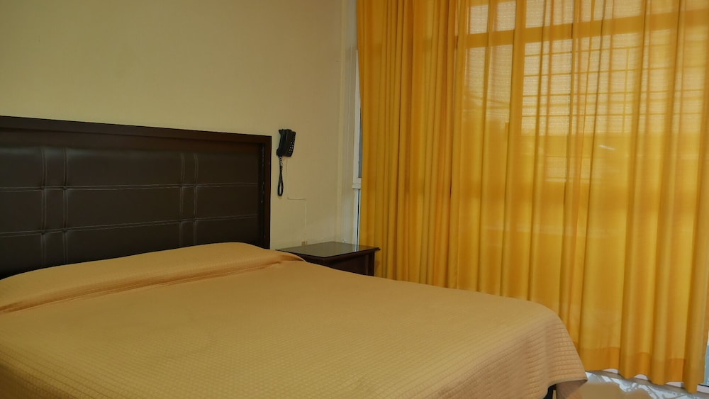 Standard Room photo 3