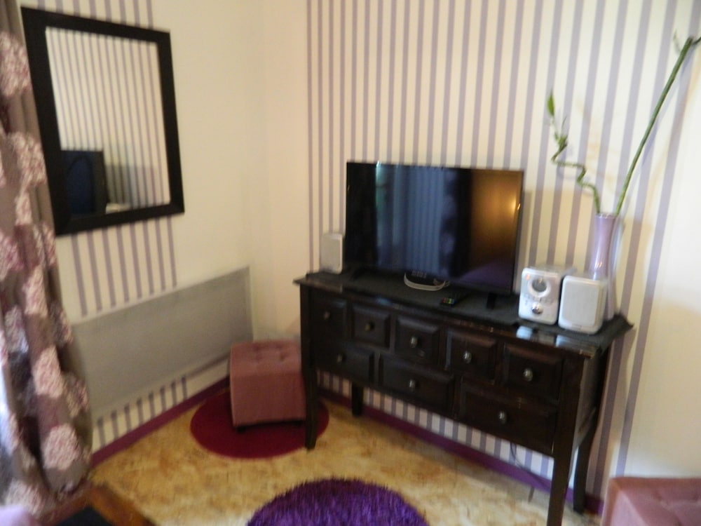 Double Room, Terrace (Prune) - Photo 6