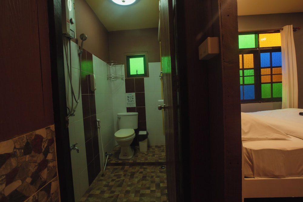 Standard Triple Room - Photo 3