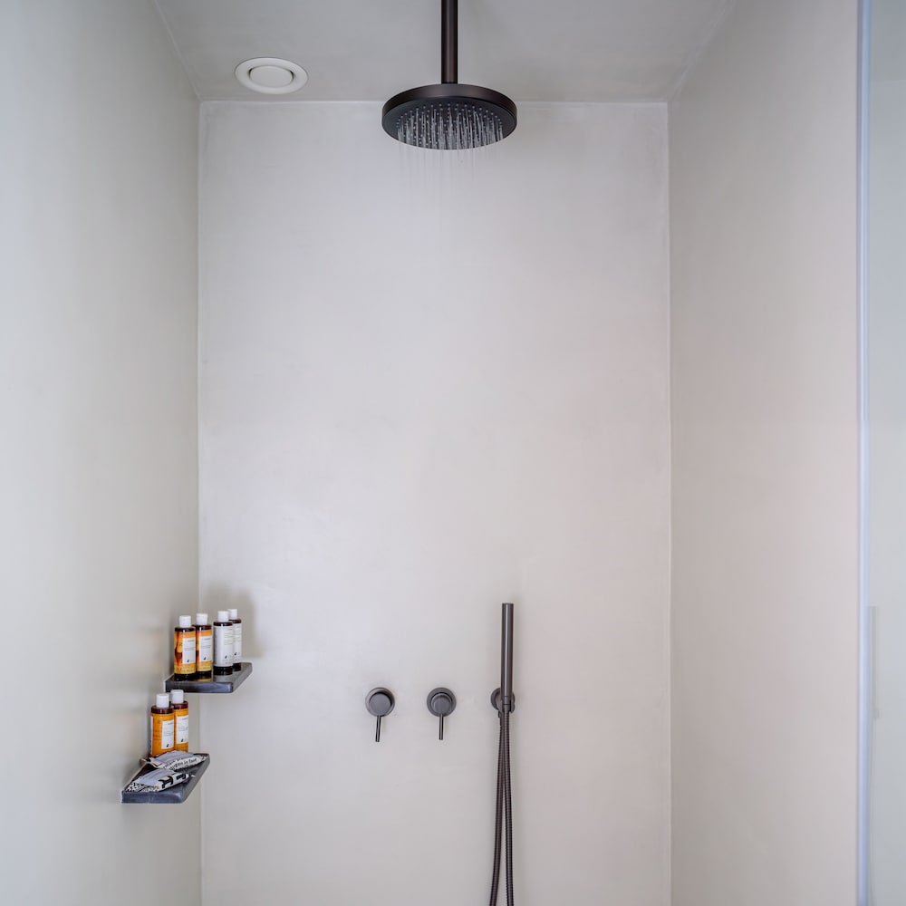 Elite Suite, Jetted Tub - Photo 17