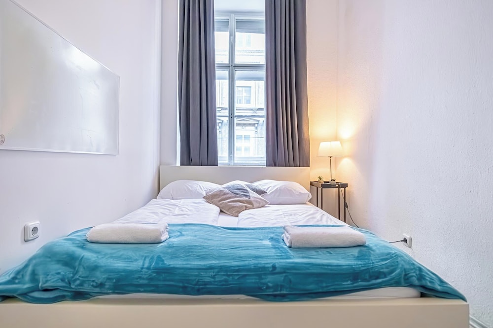 Basic Apartment