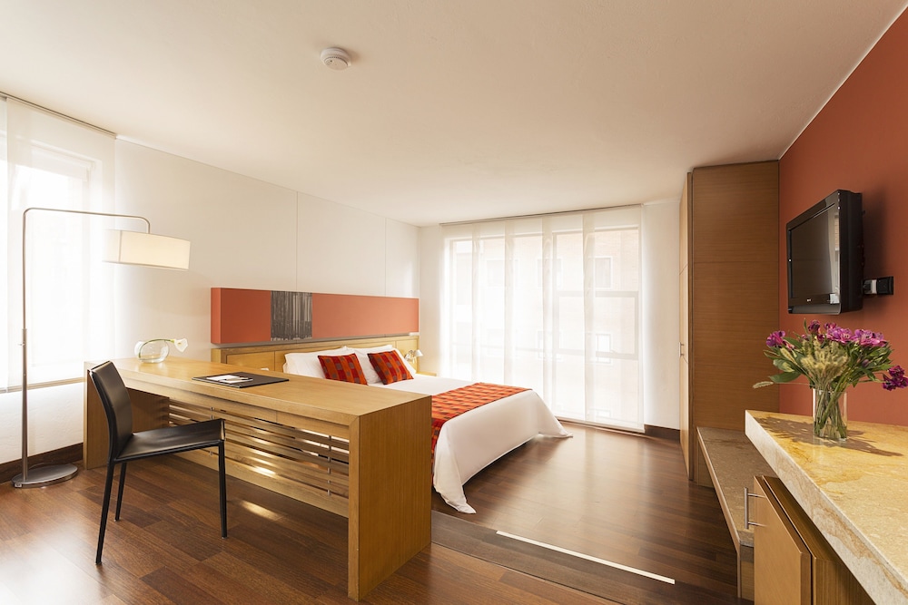 Superior Room, 1 Queen Bed - Photo 3